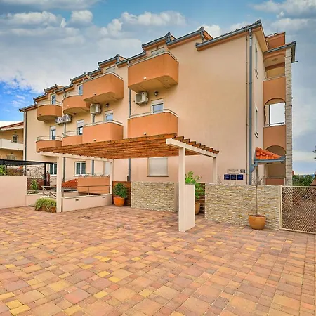 Daire Ipm Luxury With Private Pool