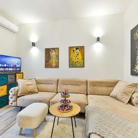 Apartamento Ipm Luxury With Private Pool Kaštela