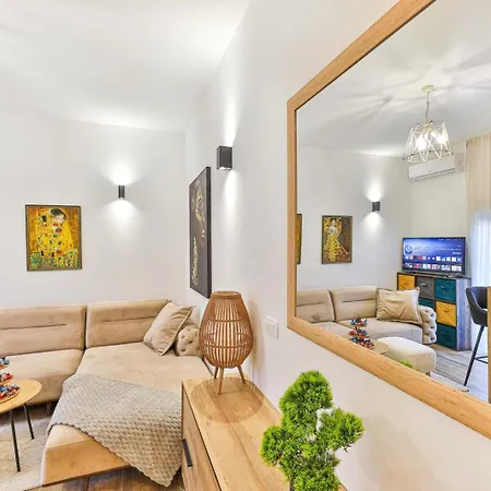 Ipm Luxury With Private Pool Apartamento Kaštela