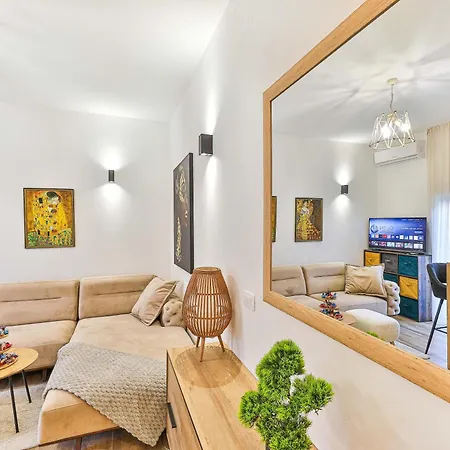 Apartamento Ipm Luxury With Private Pool Kaštela